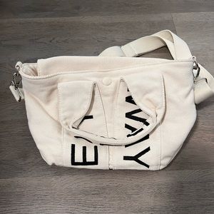 Zara. Cross body. Ivory